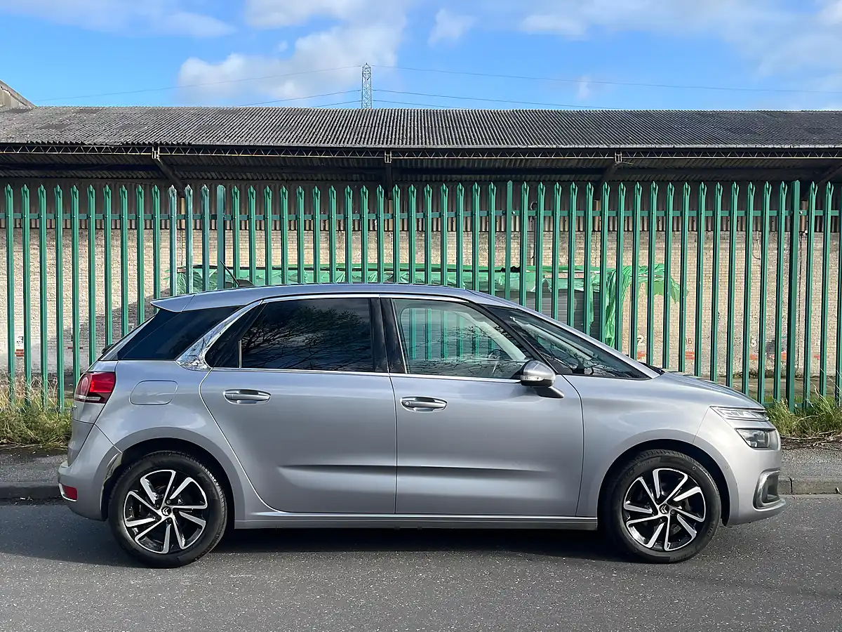 Used 2018 Citroen C4 Picasso Feel - Interior and Exterior details 2