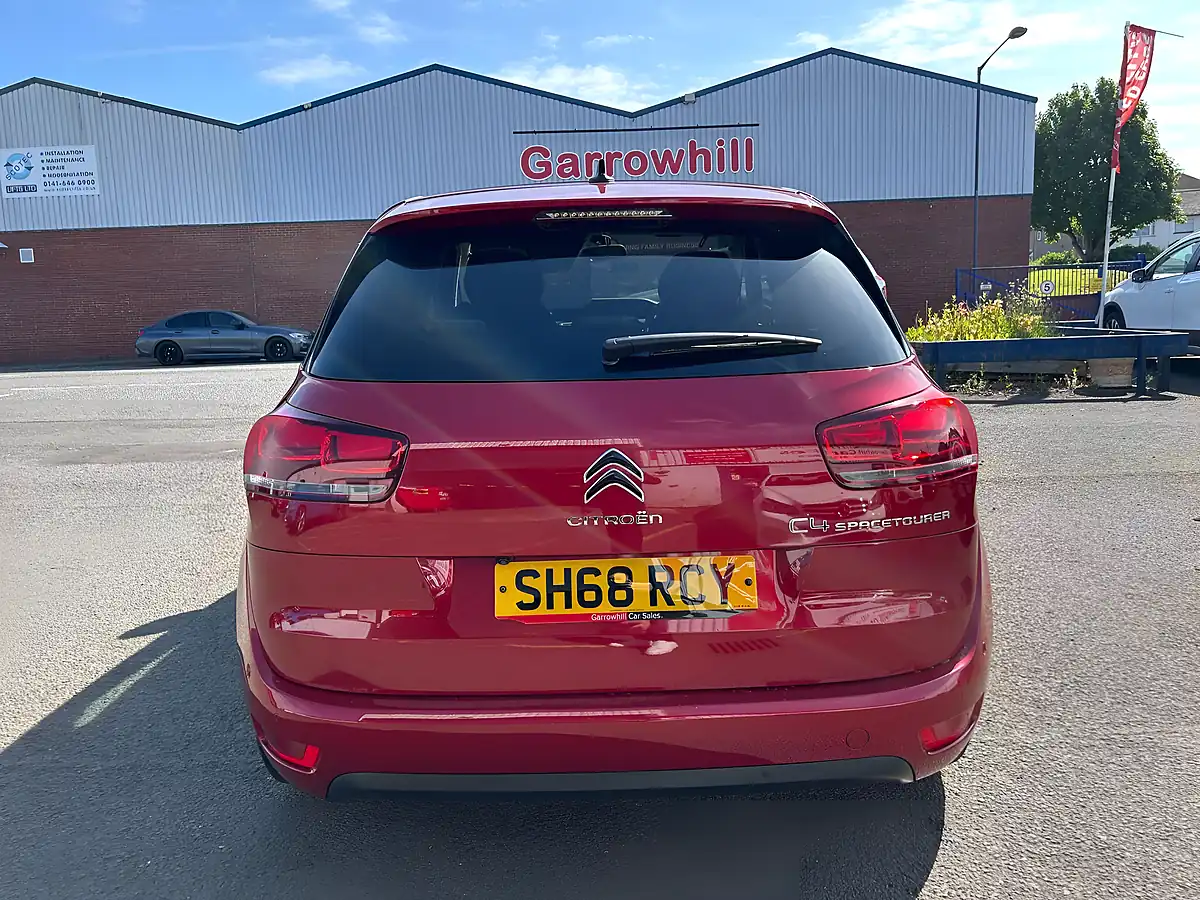 Used 2018 Citroen C4 Spacetourer Flair Red - Interior and Exterior details 9