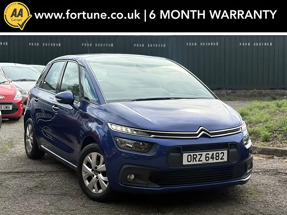 Used 2018 Citroen C4 Spacetourer Touch Edition Blue - Front View