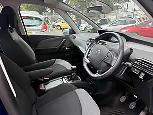 Used 2018 Citroen C4 Spacetourer Touch Edition Blue - Interior and Exterior details 6