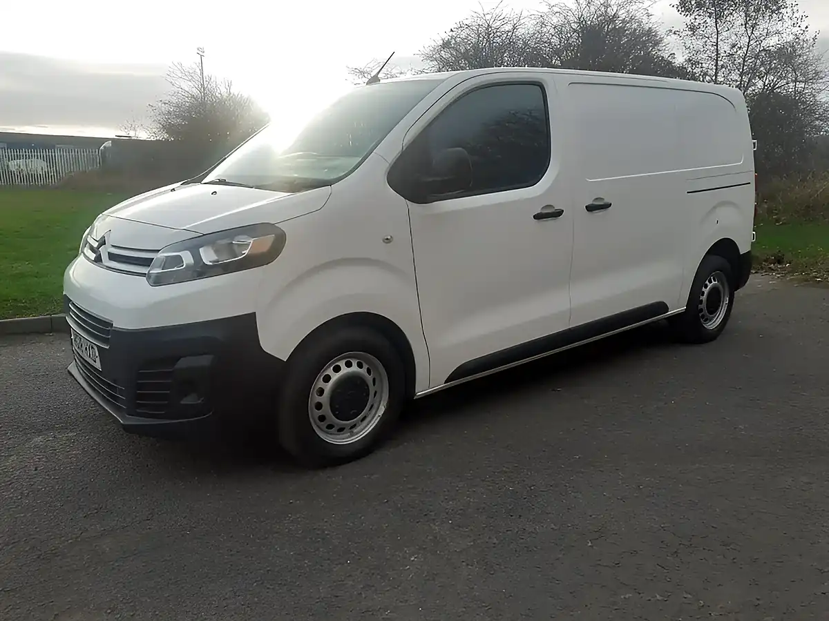 Used 2018 Citroen Dispatch Enterprise M Panel Van White - Front View