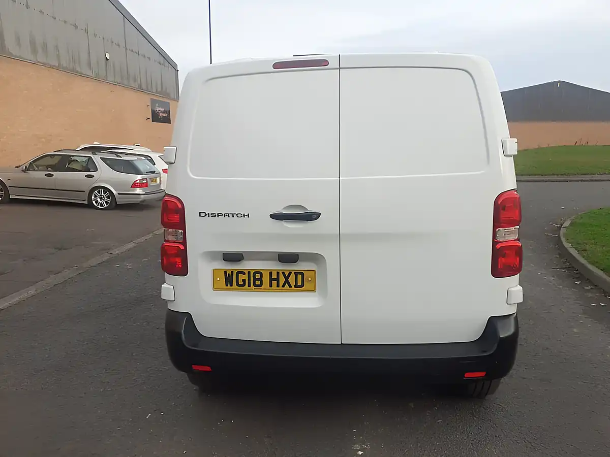 Used 2018 Citroen Dispatch Enterprise M Panel Van White - Interior and Exterior details 4