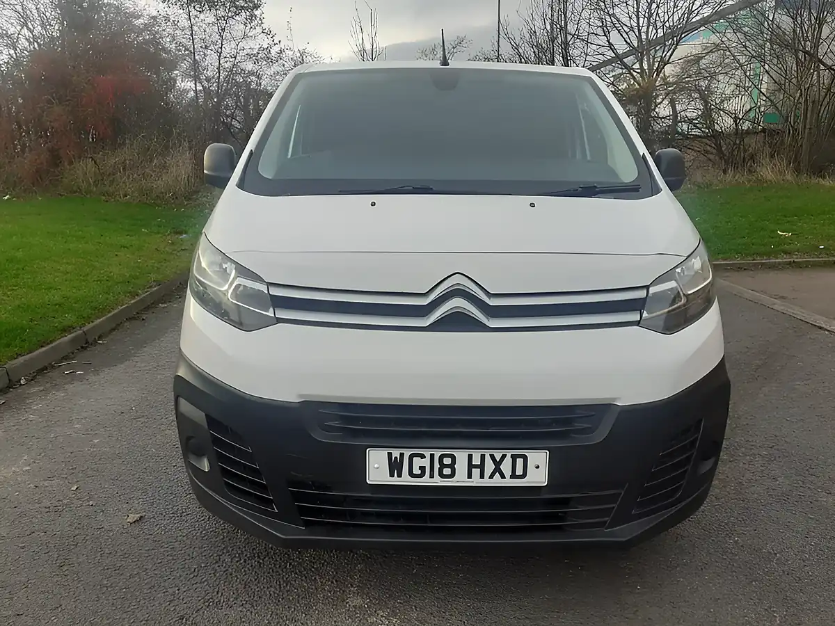 Used 2018 Citroen Dispatch Enterprise M Panel Van White - Interior and Exterior details 8