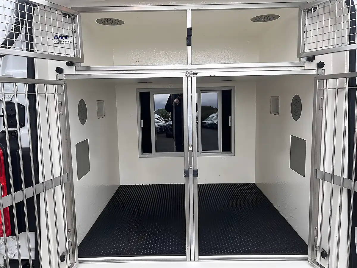 Used 2018 Citroen Dispatch Xs Enterprise L1H1 White - Interior and Exterior details 4