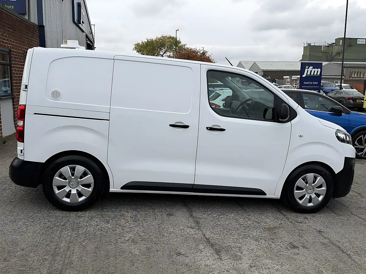 Used 2018 Citroen Dispatch Xs Enterprise White - Interior and Exterior details 5