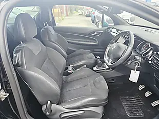 Used 2018 Citroen DS3 Prestige Black - Interior and Exterior details 10