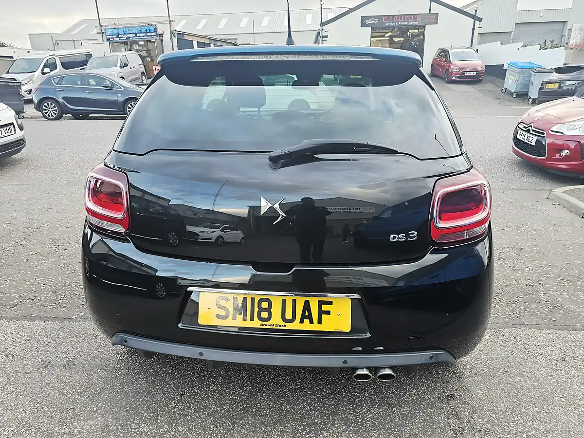 Used 2018 Citroen DS3 Prestige Black - Interior and Exterior details 4