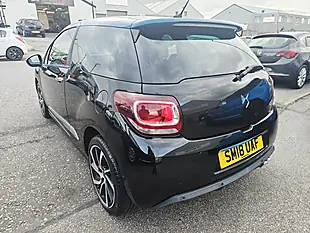 Used 2018 Citroen DS3 Prestige Black - Interior and Exterior details 5