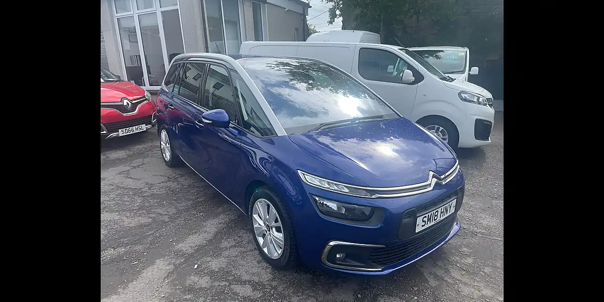 Used 2018 Citroen Grand C4 Picasso Feel Blue - Front View
