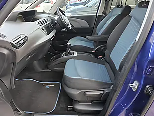 Used 2018 Citroen Grand C4 Picasso Feel Blue - Interior and Exterior details 10