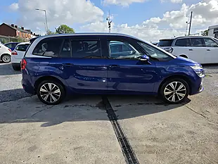 Used 2018 Citroen Grand C4 Picasso Feel Blue - Interior and Exterior details 4