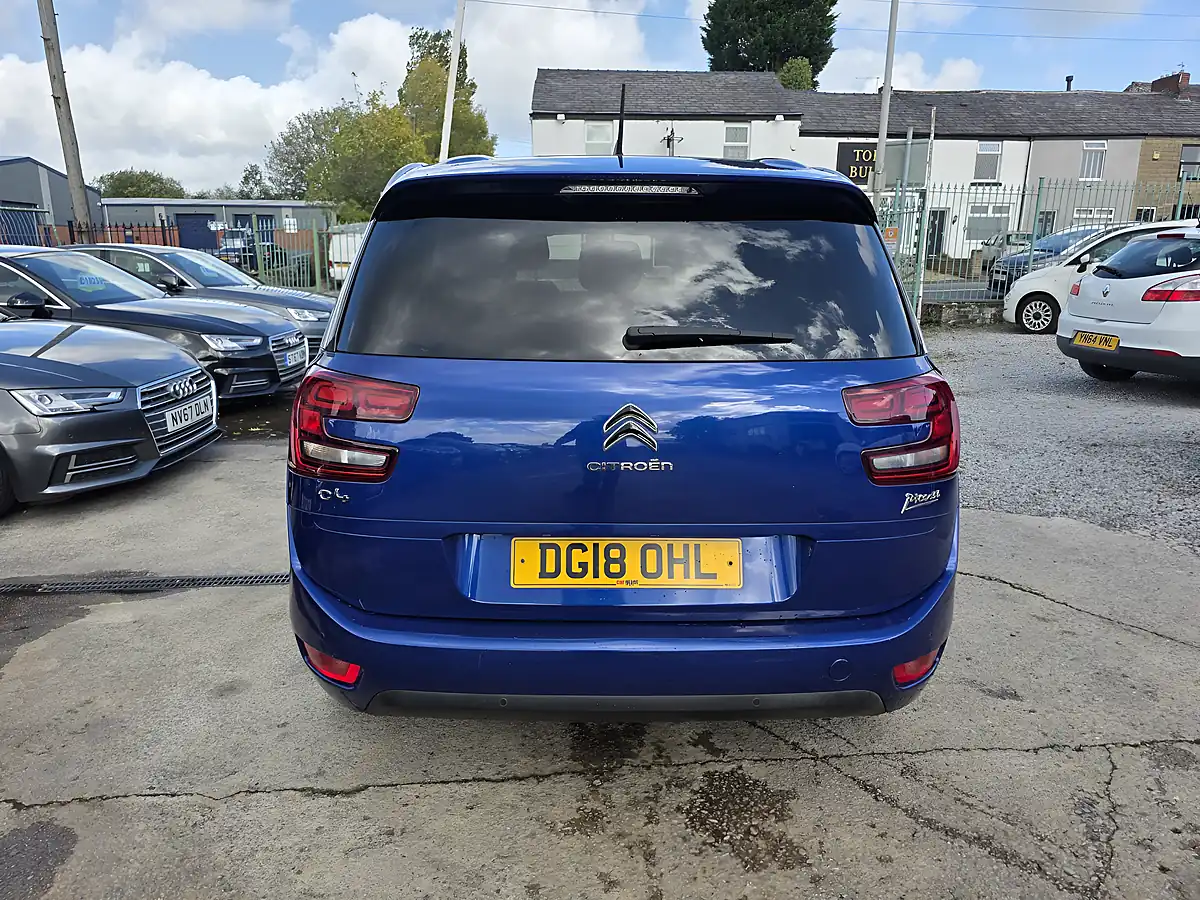 Used 2018 Citroen Grand C4 Picasso Feel Blue - Interior and Exterior details 7