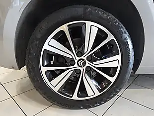 Used 2018 Citroen Grand C4 Picasso Feel Grey - Interior and Exterior details 16