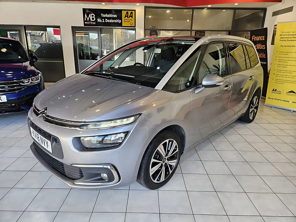 Used 2018 Citroen Grand C4 Picasso Feel Grey - Interior and Exterior details 4