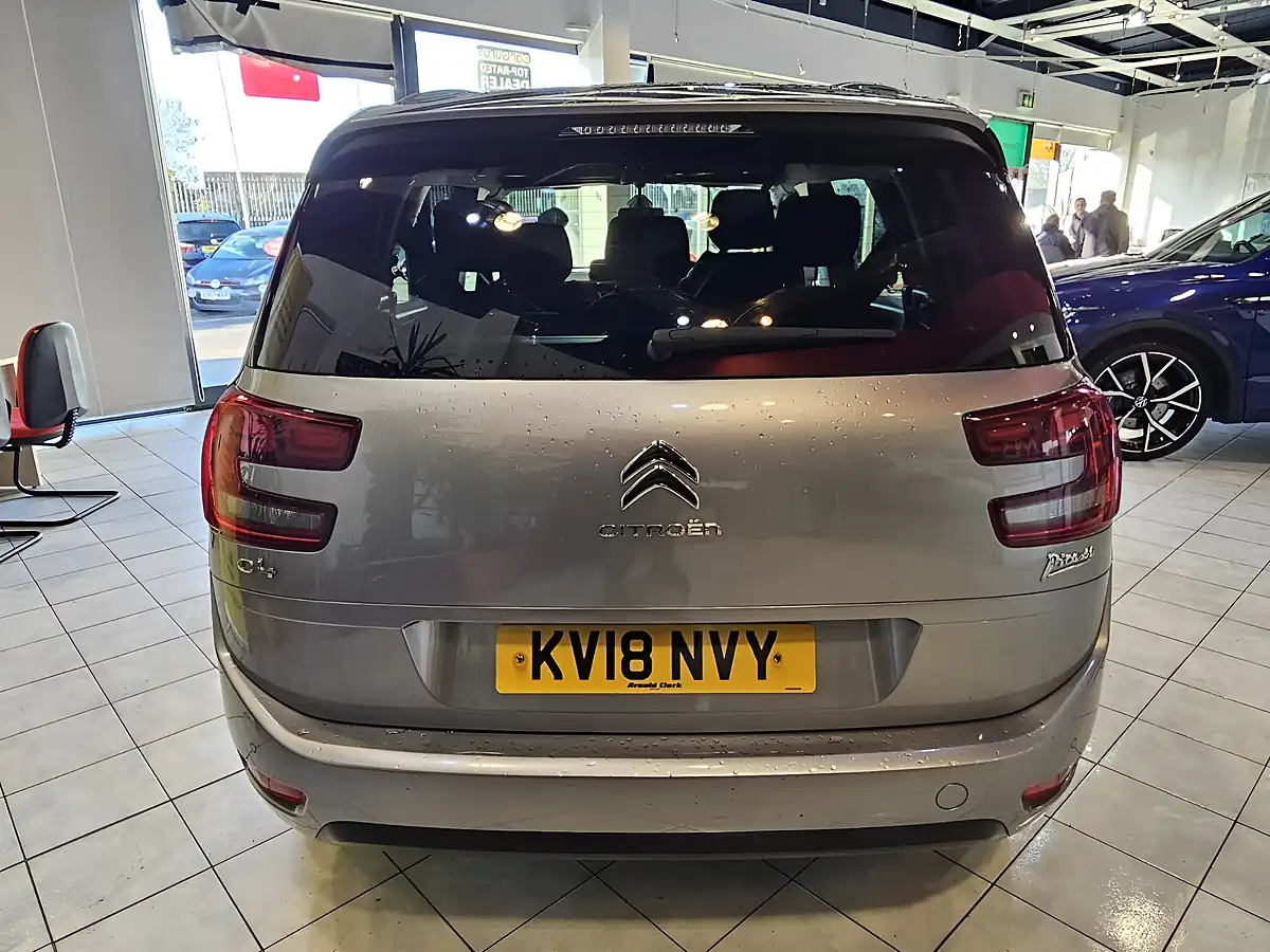 Used 2018 Citroen Grand C4 Picasso Feel Grey - Interior and Exterior details 5