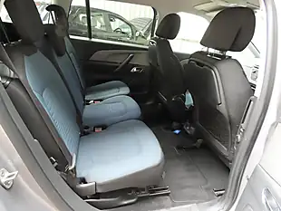 Used 2018 Citroen Grand C4 Picasso Feel Grey - Interior and Exterior details 10