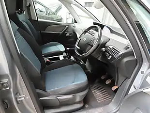 Used 2018 Citroen Grand C4 Picasso Feel Grey - Interior and Exterior details 7
