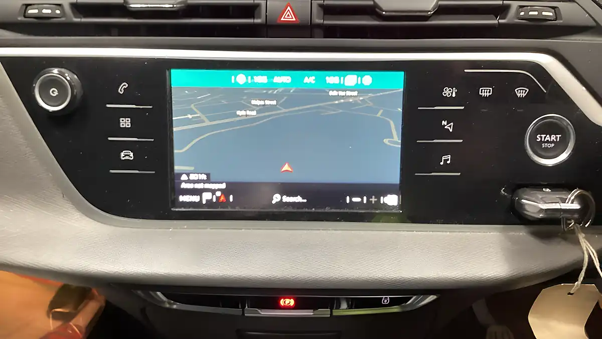 Used 2018 Citroen Grand C4 Picasso Feel Red - Interior and Exterior details 12