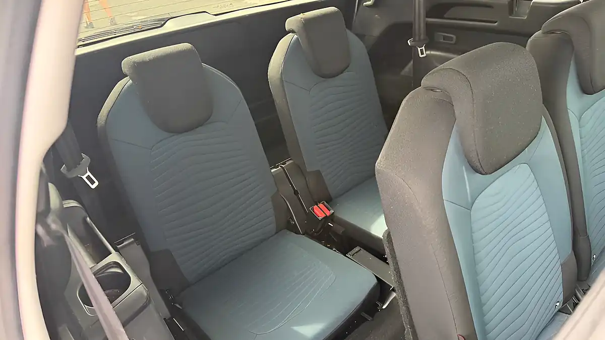 Used 2018 Citroen Grand C4 Picasso Feel White - Interior and Exterior details 17