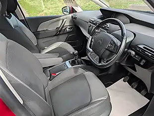Used 2018 Citroen Grand C4 Picasso Flair Red - Interior and Exterior details 3