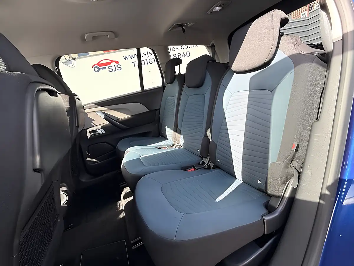 Used 2018 Citroen Grand C4 Spacetourer Feel Blue - Interior and Exterior details 14