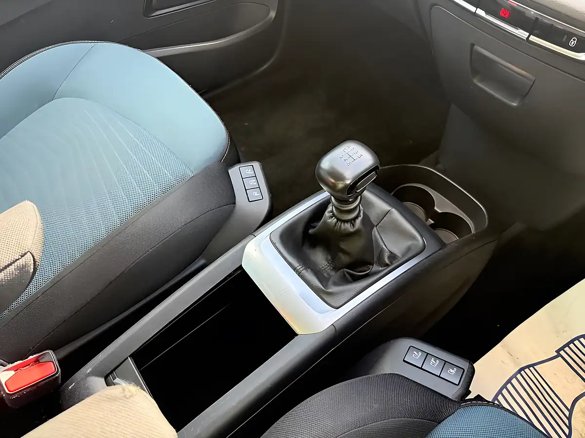 Used 2018 Citroen Grand C4 Spacetourer Feel Blue - Interior and Exterior details 17