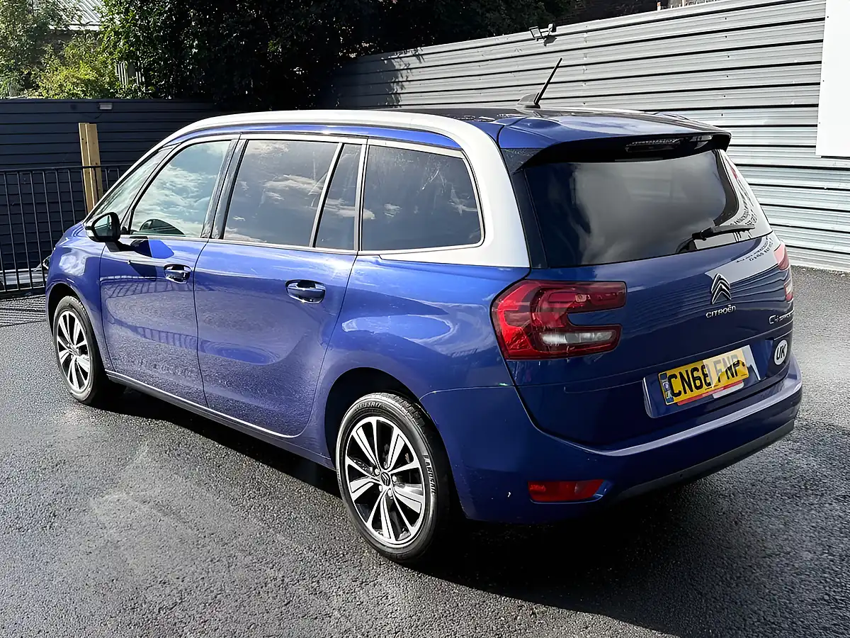 Used 2018 Citroen Grand C4 Spacetourer Feel Blue - Interior and Exterior details 7