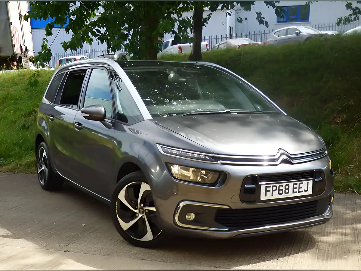Used 2018 Citroen Grand C4 Spacetourer Flair Grey - Front View