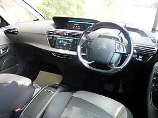 Used 2018 Citroen Grand C4 Spacetourer Flair Grey - Interior and Exterior details 7