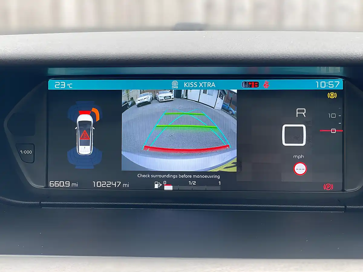 Used 2018 Citroen Grand C4 Spacetourer Flair Grey - Interior and Exterior details 15