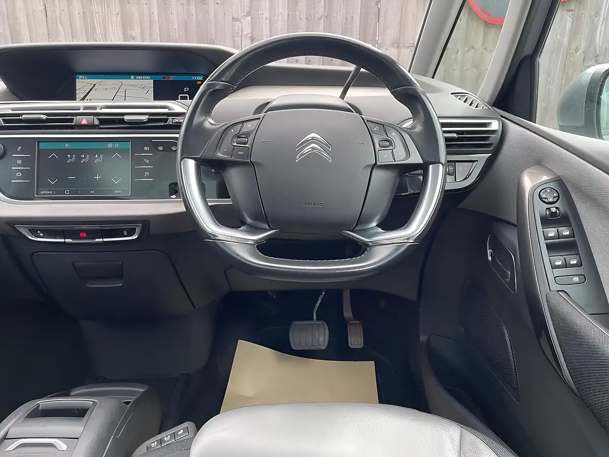 Used 2018 Citroen Grand C4 Spacetourer Flair Grey - Interior and Exterior details 17