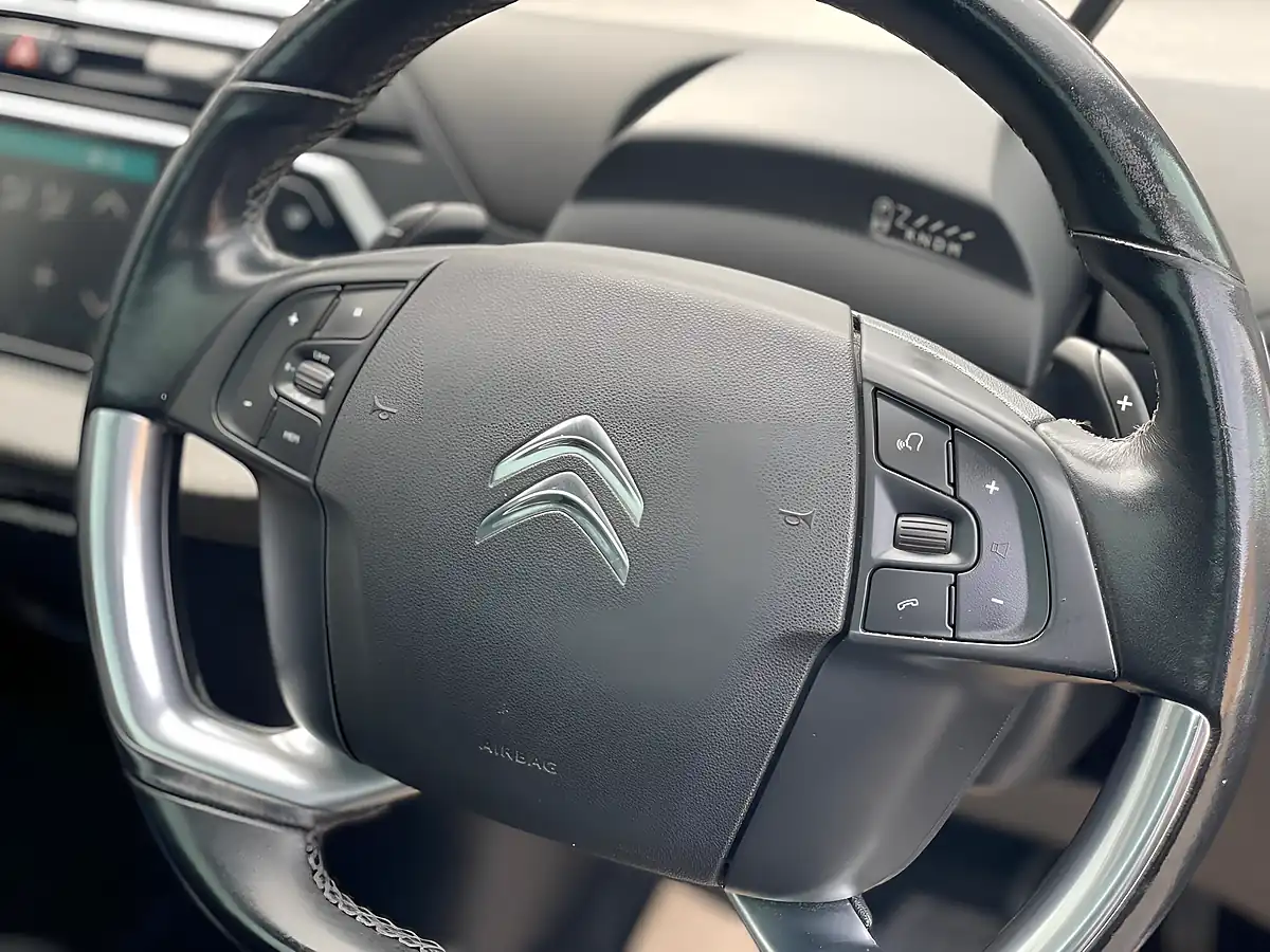 Used 2018 Citroen Grand C4 Spacetourer Flair Grey - Interior and Exterior details 19