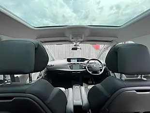 Used 2018 Citroen Grand C4 Spacetourer Flair Grey - Interior and Exterior details 3