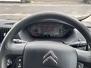 Used 2018 Citroen Relay 35 Heavy L3 Dropside Crewcab White - Interior and Exterior details 11