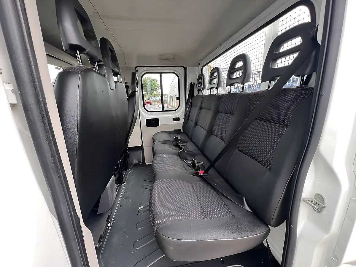 Used 2018 Citroen Relay 35 Heavy L3 Dropside Crewcab White - Interior and Exterior details 14
