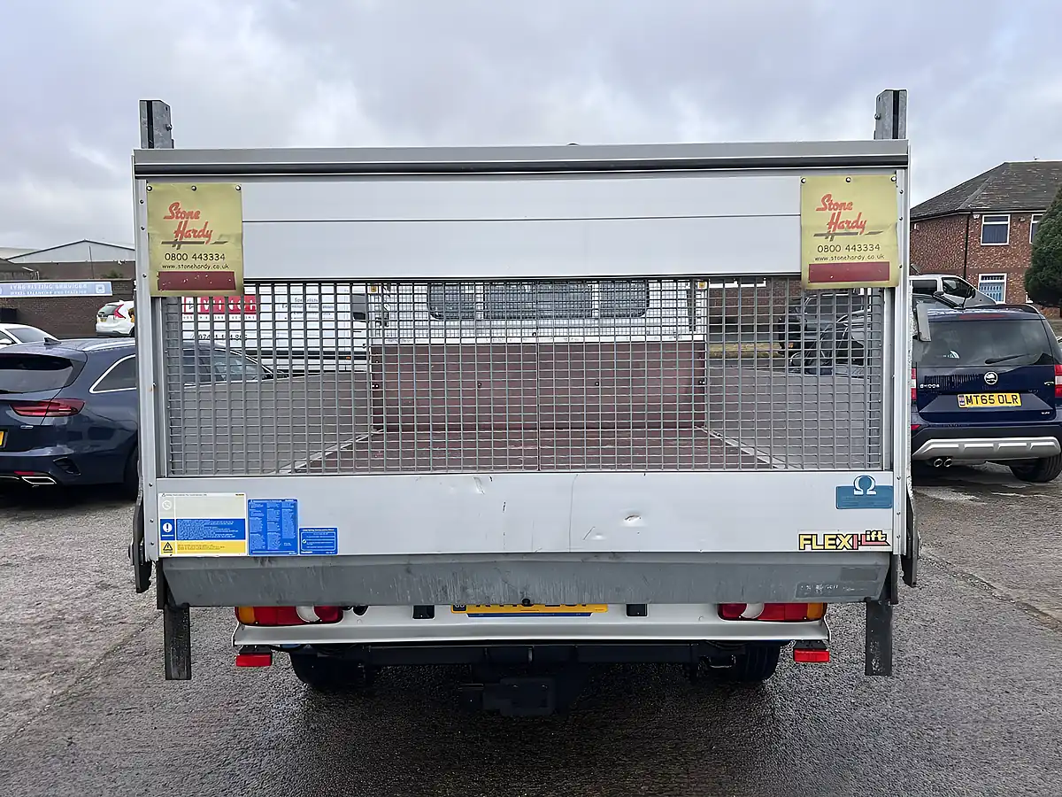 Used 2018 Citroen Relay 35 Heavy L3 Dropside Crewcab White - Interior and Exterior details 7