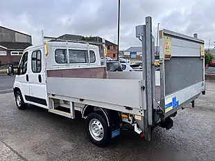 Used 2018 Citroen Relay 35 Heavy L3 Dropside Crewcab White - Interior and Exterior details 8