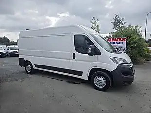 Used 2018 Citroen Relay 35 L3H2 Eprise Blue White - Interior and Exterior details 2