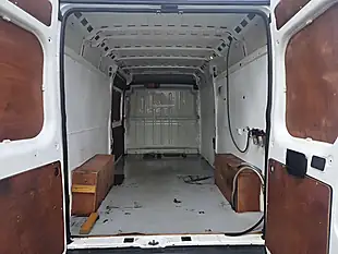 Used 2018 Citroen Relay 35 L3H2 Eprise Blue White - Interior and Exterior details 7