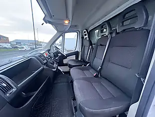 Used 2018 Citroen Relay 35 Luton White - Interior and Exterior details 11