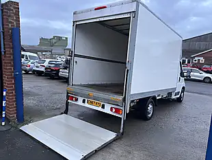 Used 2018 Citroen Relay 35 Luton White - Interior and Exterior details 13