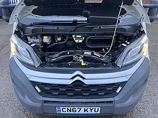 Used 2018 Citroen Relay 35 Luton White - Interior and Exterior details 15