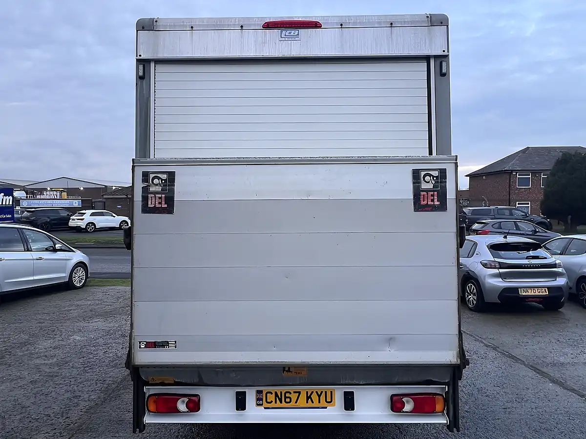 Used 2018 Citroen Relay 35 Luton White - Interior and Exterior details 7