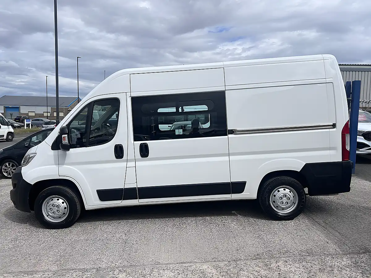 Used 2018 Citroen Relay Enterprise L2H2 Crew Cab White - Interior and Exterior details 10