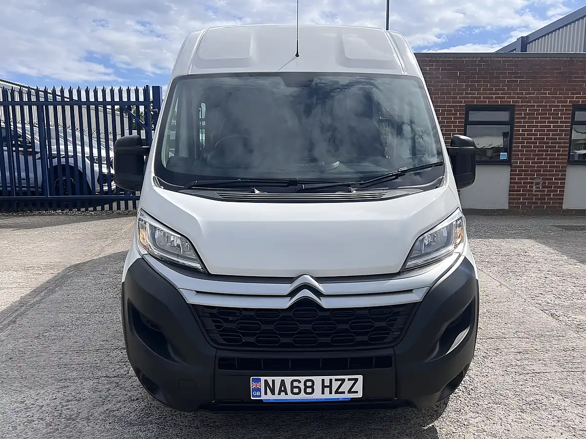 Used 2018 Citroen Relay Enterprise L2H2 Crew Cab White - Interior and Exterior details 19