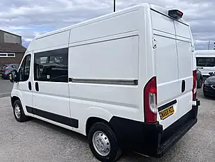 Used 2018 Citroen Relay Enterprise L2H2 Crew Cab White - Interior and Exterior details 9
