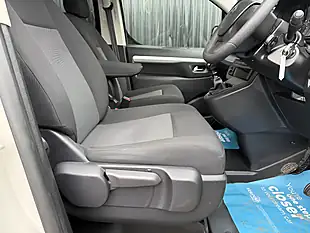 Used 2018 Citroen Spacetourer Business M Beige - Interior and Exterior details 12