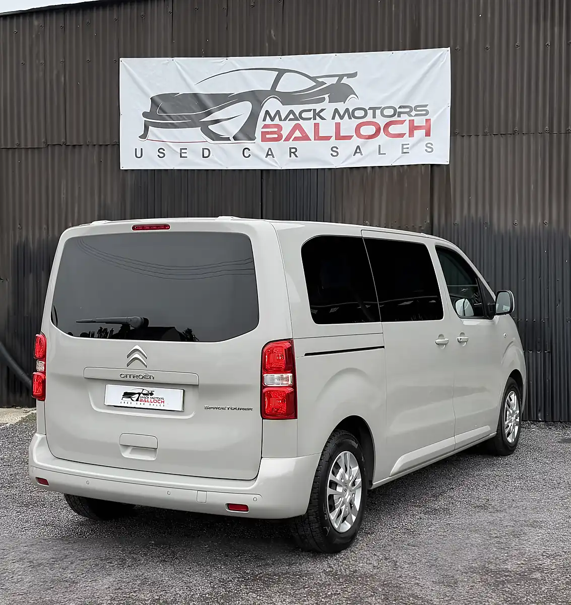 Used 2018 Citroen Spacetourer Business M Beige - Interior and Exterior details 5