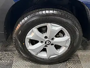 Used 2018 Dacia Duster Comfort Cosmos Blue - Interior and Exterior details 14
