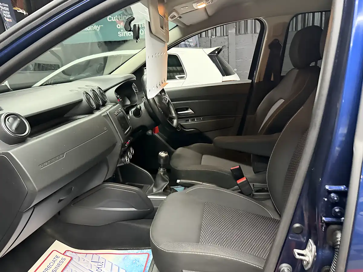 Used 2018 Dacia Duster Comfort Cosmos Blue - Interior and Exterior details 18